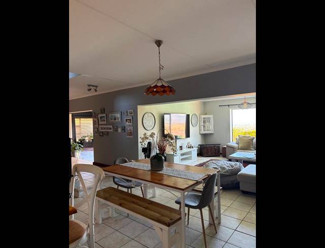 3 BEDROOM PROPERTY TO RENT IN MOUNTAIN SIDE